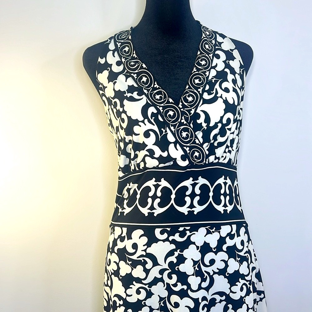 White House Black Market Women’s Halter Dress Size M - Picture 3 of 7